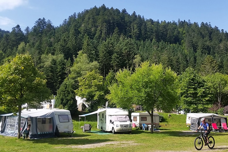 Aire de services dans un camping - La Bresse