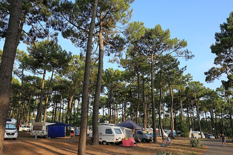 Aire de services dans un camping - Vendays-Montalivet